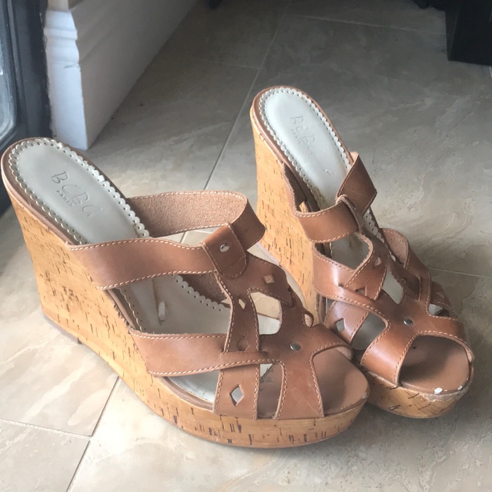 BCBG wedges
